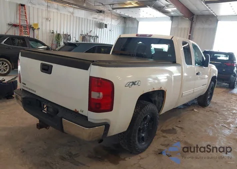 2011 Chevrolet Silverado 1500 Lt from USA, damaged, VIN 1GCRKSE3XBZ197547